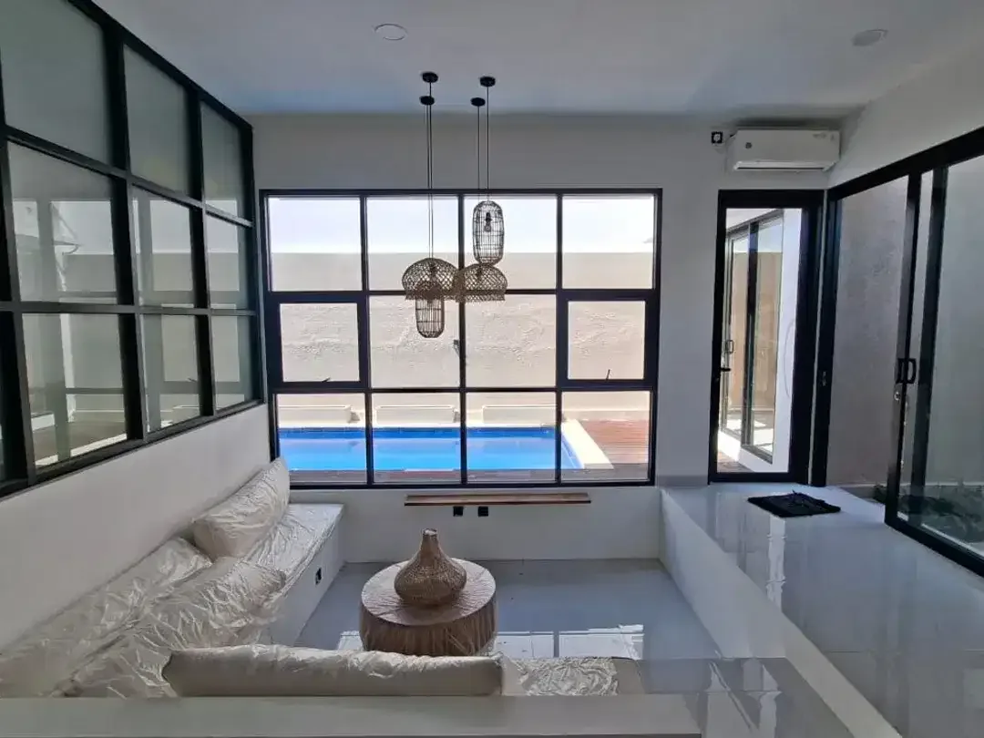 Dijual Brand New Villa Modern 2 Bedroom dengan Private Pool & Rooftop di Tunjung, Ungasan  SHM Siap Huni - Image 1 of 8