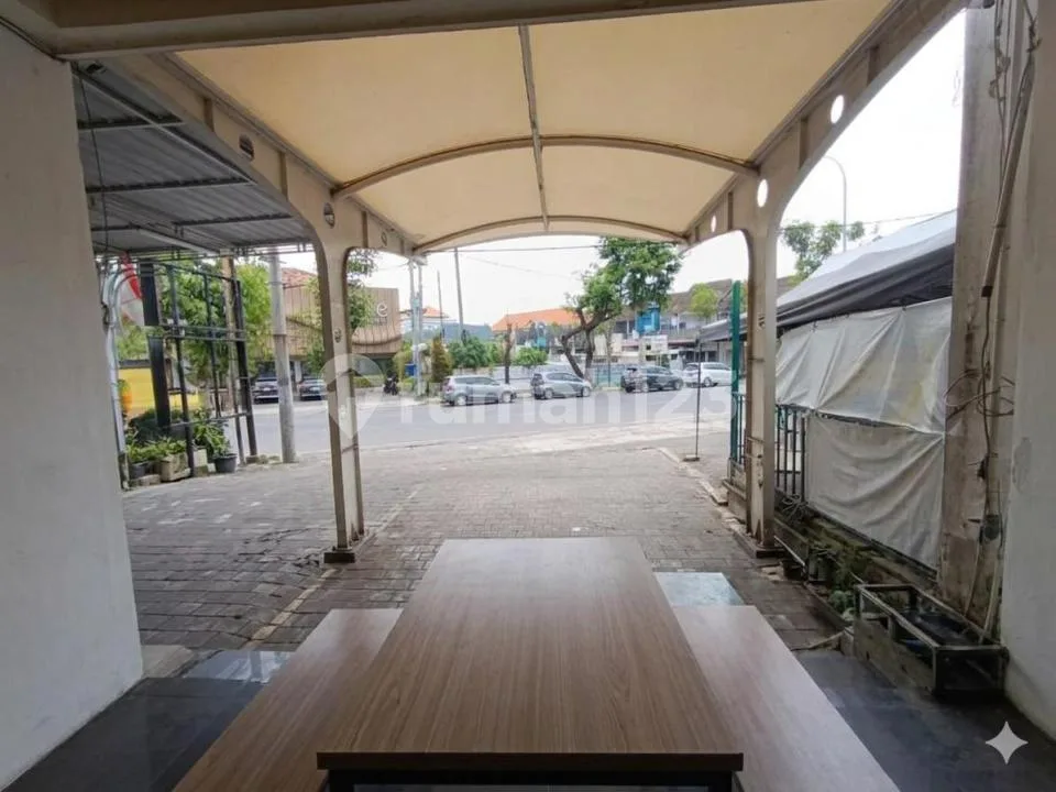 Ruko 3 Lantai Strategis di Jl Dewi Sri Kuta Bali | SHM Siap Pakai - Image 3 of 4