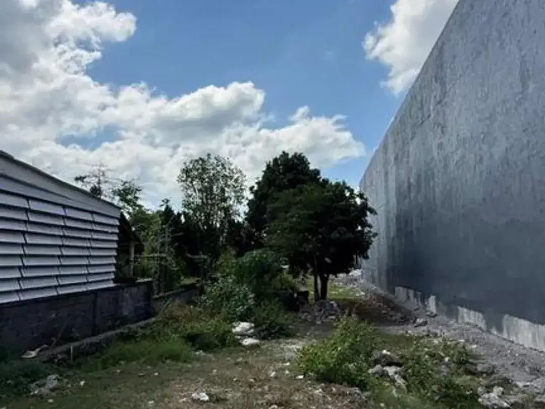 Premium 15 Are Main Road Land With 19-Year Leasehold In Labuan Sait, Uluwatu - Image 1 of 9