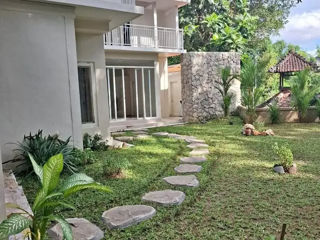 DIJUAL  RUMAH DI AHMAD YANI DENPASAR UTARA. - Image 2 of 6