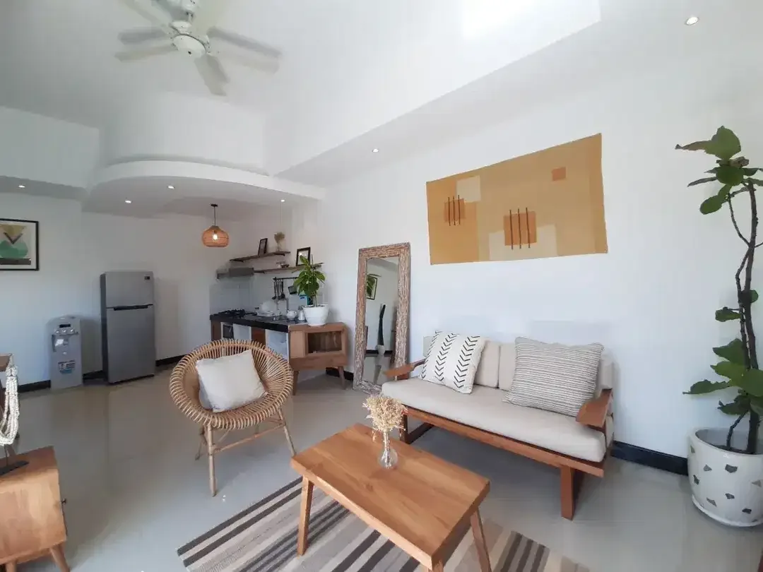 SINGLE-STOREY VILLA FOR LEASE IN PRIME SEMINYAK LOCATION - Image 2 of 10