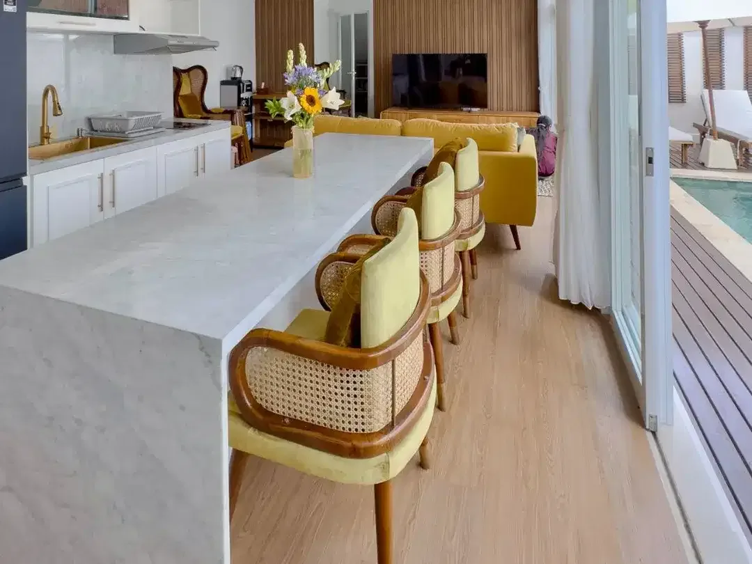 MODERN 3BR VILLA IN A QUIET RESIDENTIAL PECATU - Image 5 of 10