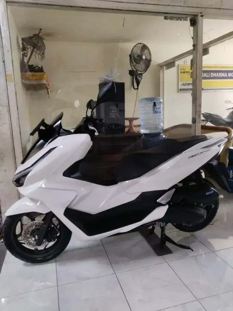 DP 3,5 JT/ BUNGA MENURUN 2% / HONDA PCX 160 TAHUN 2025 - Image 3 of 8