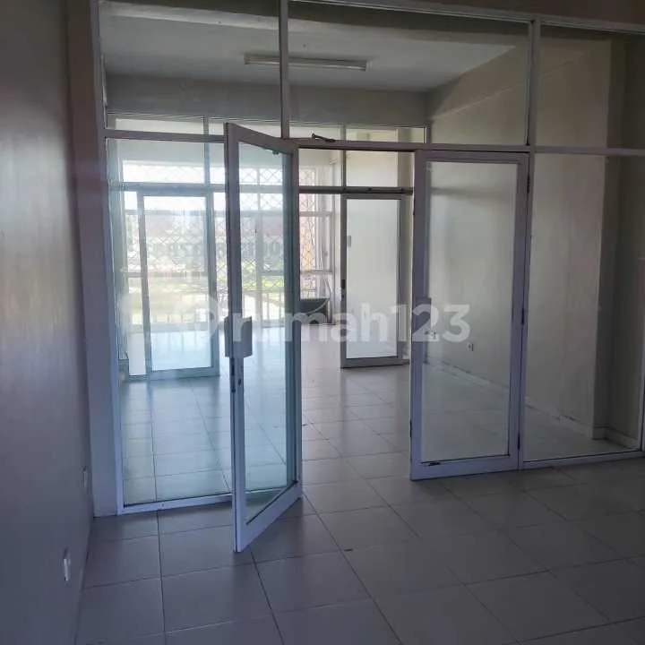 Ruko 3 Lantai di Bypass Sanur - Image 4 of 4