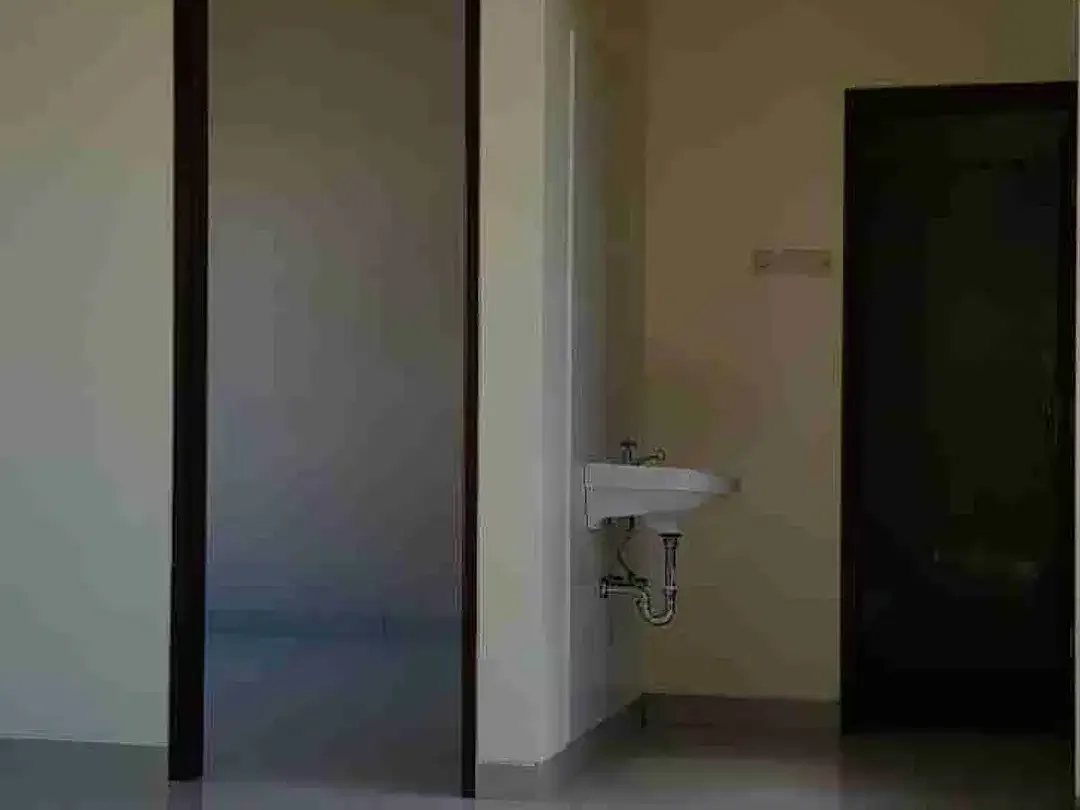 Jual Rumah 2lt Lokasi Cargo Dewata Ubung Denpasar Utara area Hunian Strategis. - Image 5 of 9