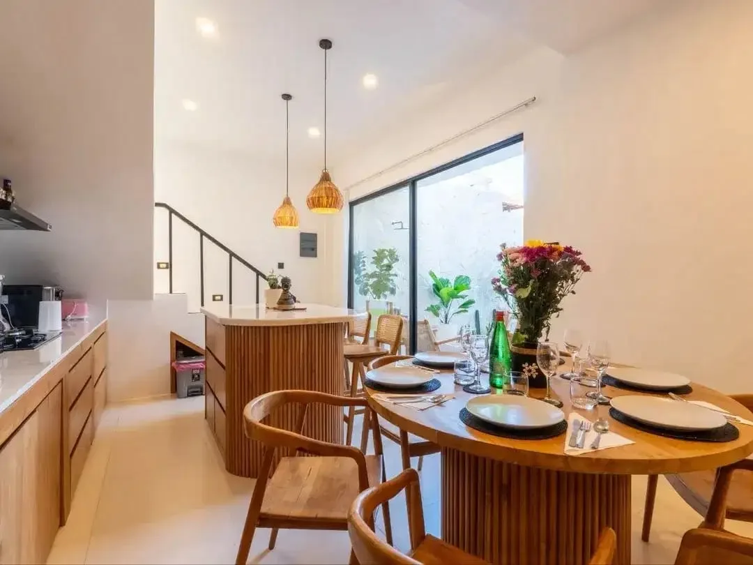 Vila dua lantai baru di lokasi prestisius dekat laut! - Image 4 of 10