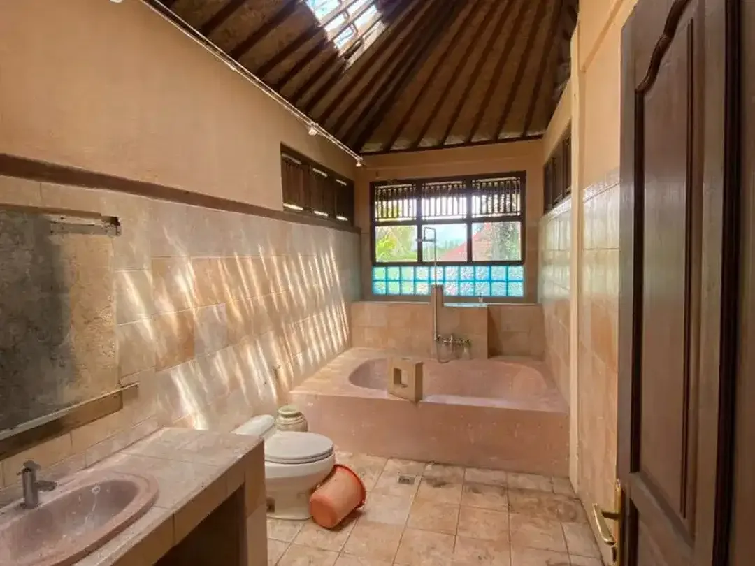 SEMI-VILLA FOR RENT – PENESTANAN, UBUD - Image 4 of 10