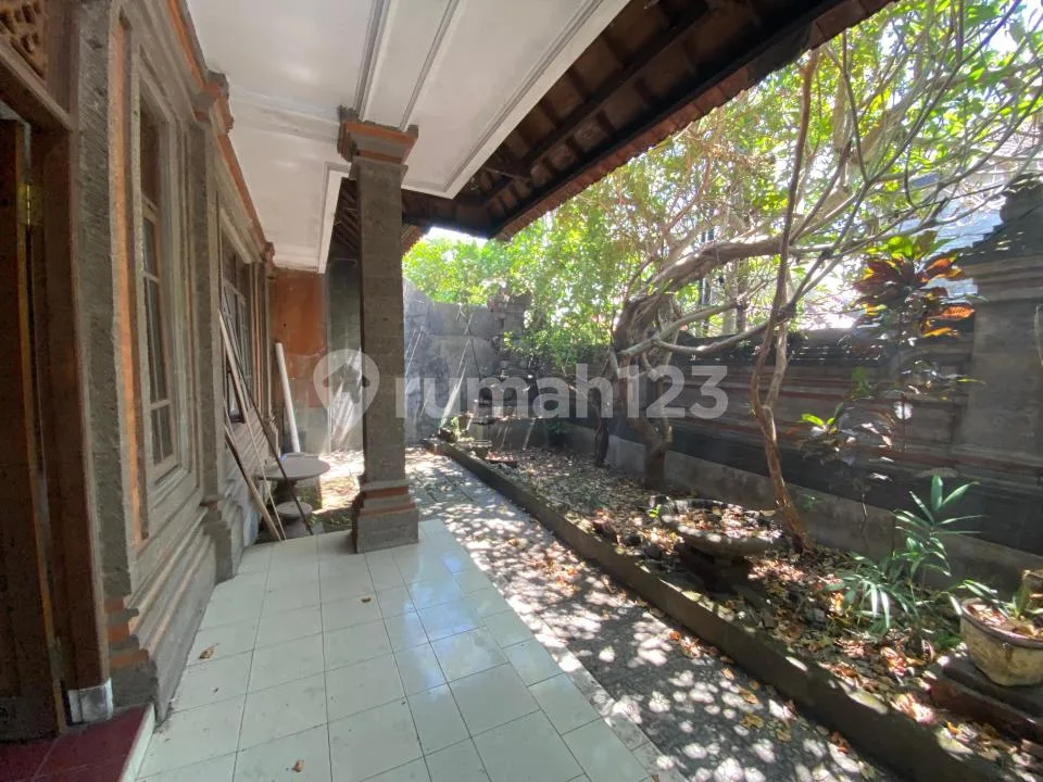 Rumah 2 Lantai Luas di Jalan Utama Bung Tomo Denpasar Area Strategis Cocok untuk Berbagai Usaha Akses Jalan Lebar - Image 2 of 4