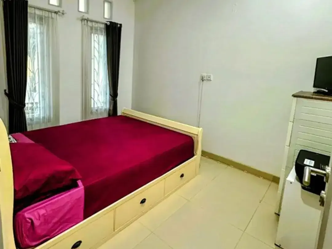 AMS-027.EDY | Dijual Cepat! Rumah 2 Lantai Fully Furnished di Biaung Kesiman – Siap Huni, Bonus Interior Lengkap! - Image 10 of 10