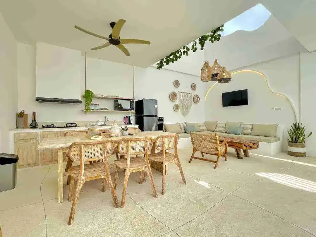 Villa Mediterania Full Furnished Dekat Pantai Ungasan - Image 2 of 10