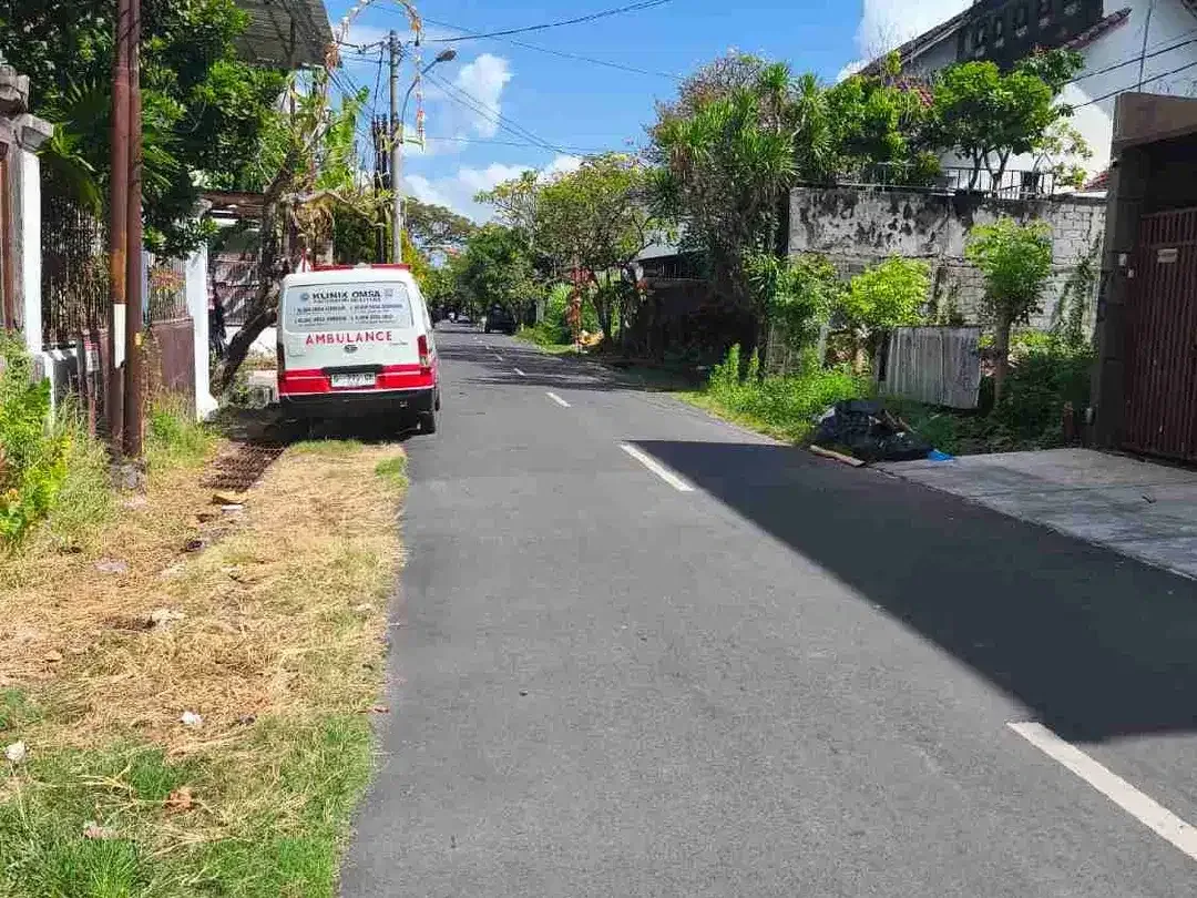 DISEWAKAN RUMAH 2 LANTAI DI TENGAH KOTA DENPASAR - Image 2 of 10