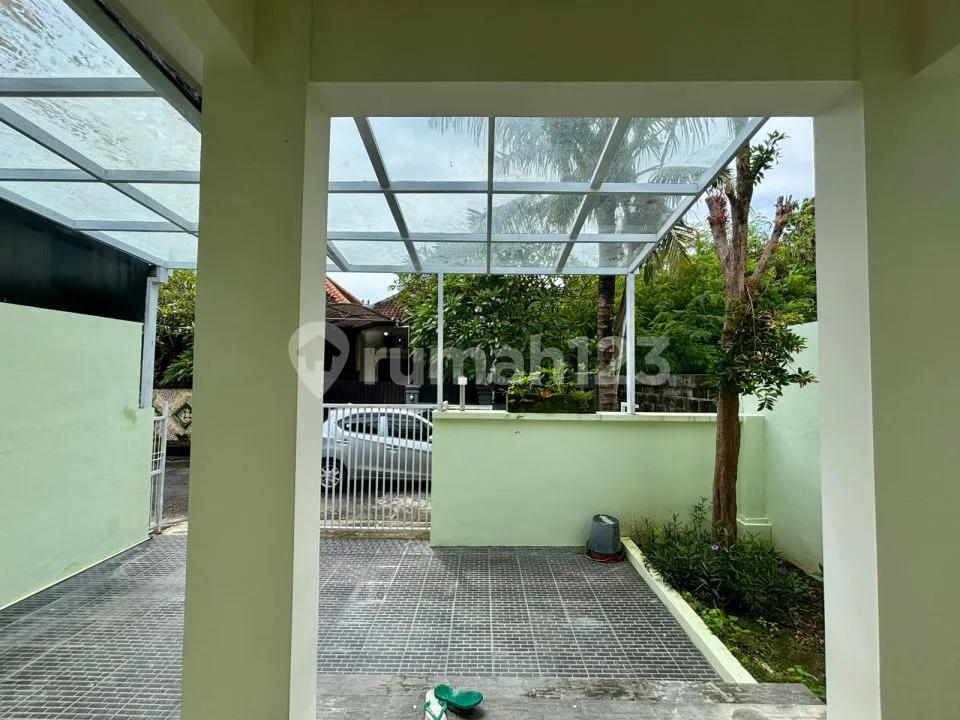 MINIMALIST HOME IN STRATEGIC KEROBOKAN AREA NEAR CANGGU AND SEMINYAK BALI - Image 4 of 4