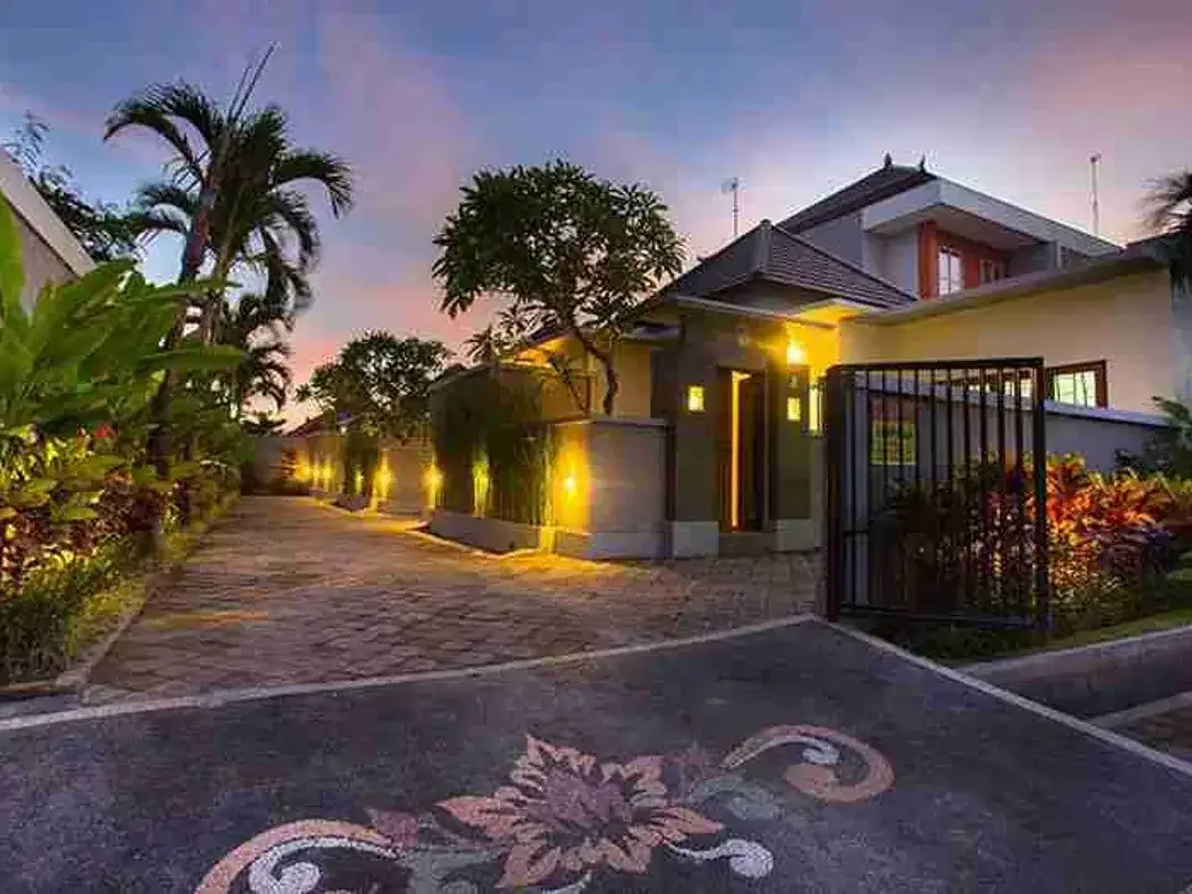 Dijual Villa lokasi Dalung, Kec. Kuta Utara, Kab. Badung - Image 1 of 10