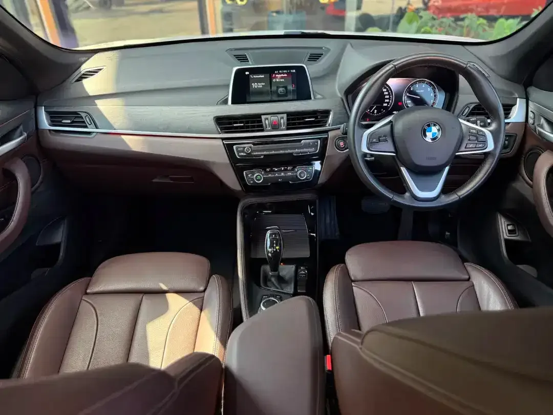 BMW X1 Sdrive 18i - White 2019 - Image 4 of 10