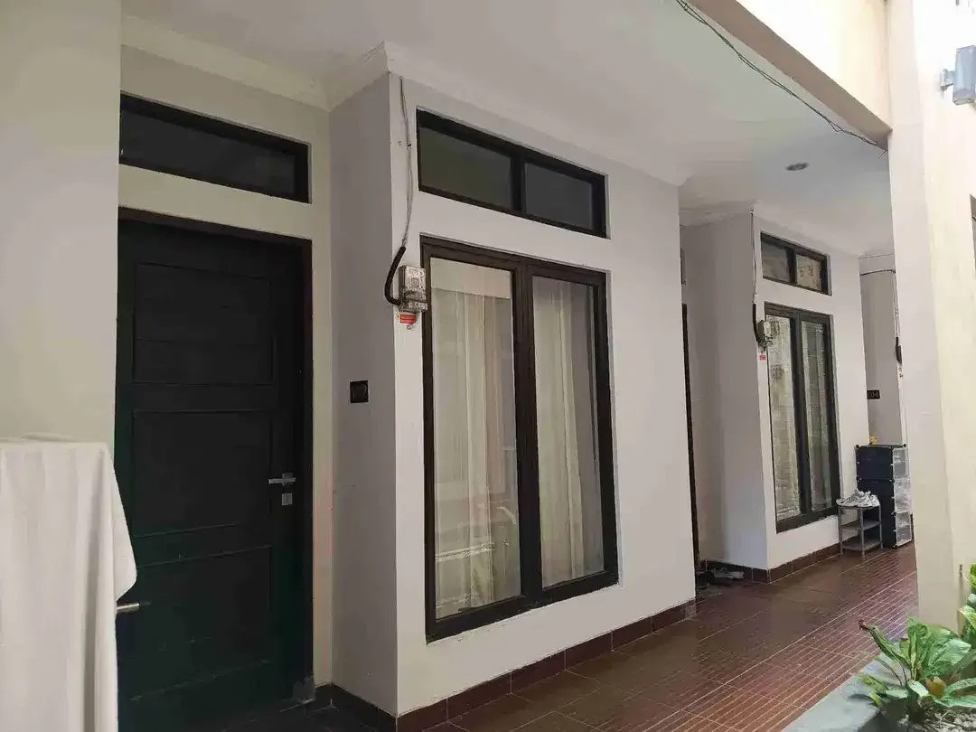 DI JUAL CEPAT GUEST HOUSE 4 LANTAI DI KAWASAN RENON
Lokasi Jalan Pemuda III, Renon, Denpasar Selatan, Kota Denpasar, Bali
- LT : 426 m2
- LB : 950 m2
Lebar Depan 20 Meter
Lebar Jalan 4 Meter - Image 4 of 10