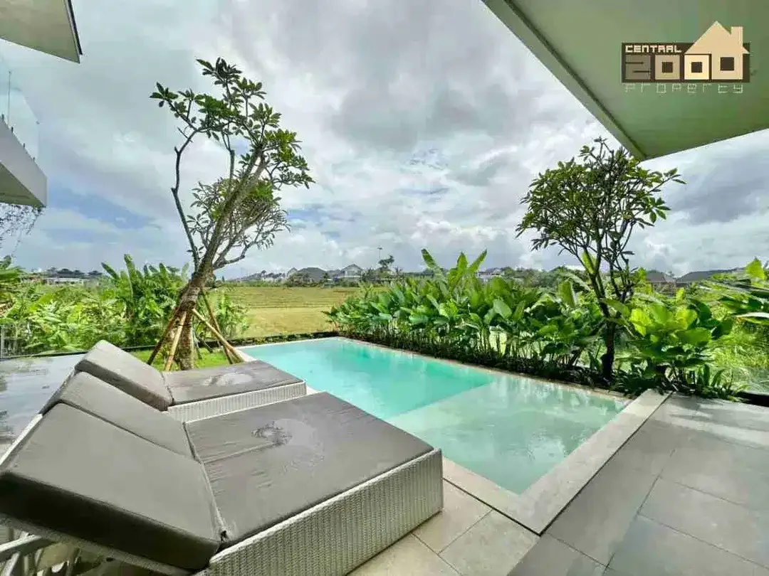 Beautiful rice field view villa for sale in berawa canggu - Image 2 of 10