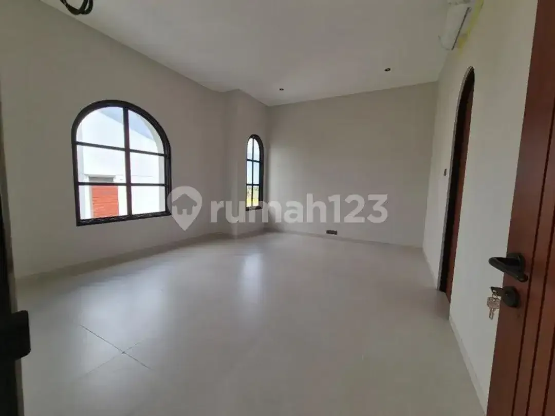 Brand New Luxury Villa For Sale In Munggu, Fully Furnished, 3Br En-Suite, Private Pool, Idr 4.5 Billion - Image 6 of 9