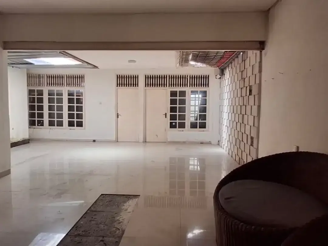 Disewakan tanah bonus rumah tempat usaha di Renon Lokasi belakang Fit Hub Renon - Image 2 of 6