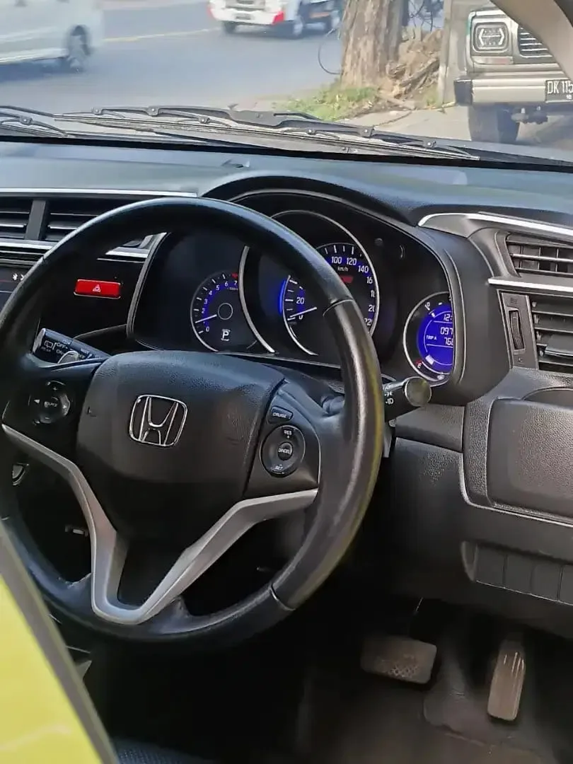 JAZZ RS MATIC ASLI BALI WARNA FAVORIT LOW KM ISTIMEWA - Image 6 of 8