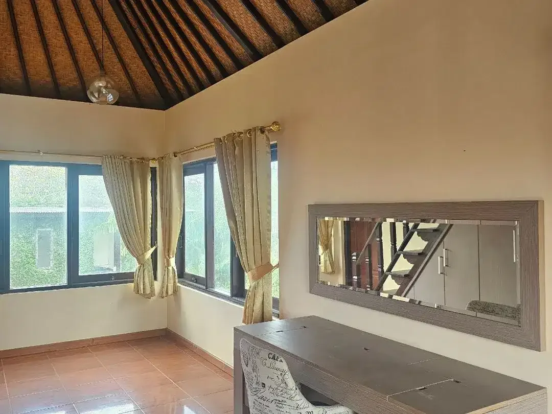 Villa Bali Tropis 3 Kamar dengan Bale Dijual di Balangan, Jimbaran - Image 8 of 10