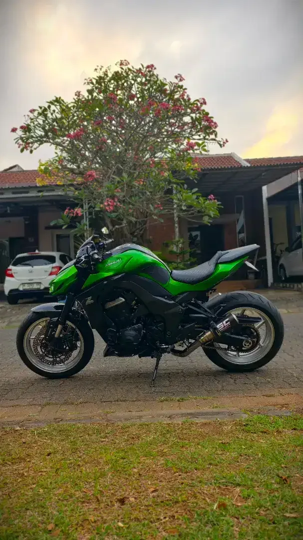 Kawasaki z1000 sugomi 2014 FP, full mulus, cakep - Image 8 of 10