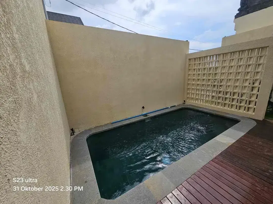 Dijual villa lantai 1 lokasi munggu 
Lingkungan villa - Image 9 of 10
