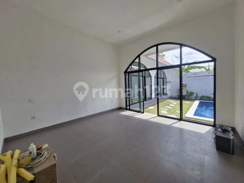 For Rent Brand New Villa In Bumbak Umalas - Image 4 of 4