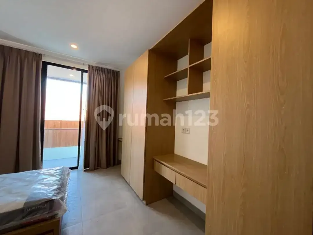 Exclusive Brand New Villa For Rent In Kedampang Kerobokan - 3Br Fully Furnished Private Pool - Image 9 of 10