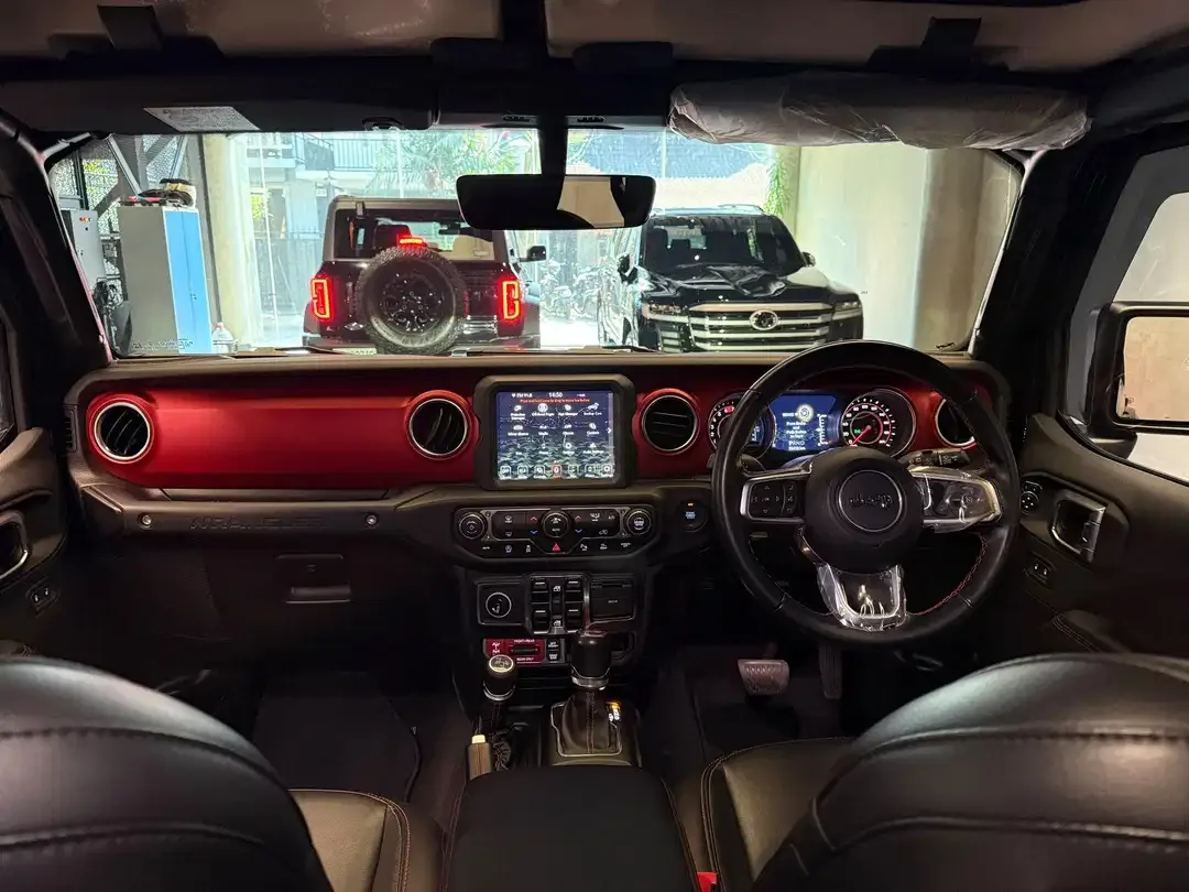 Jeep Wrangler Rubicon JL 4 Door 2.0 2021 - Image 4 of 10