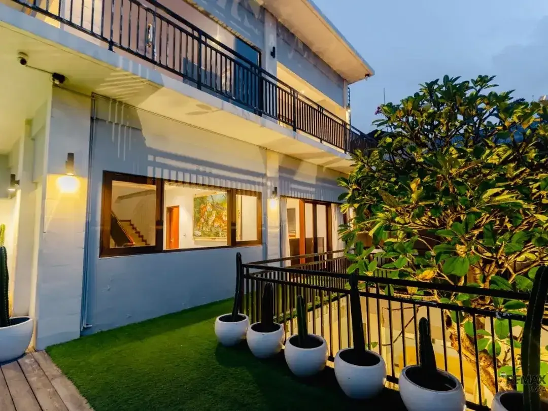 Villa 3 Lantai Full Furnished Dijual di Jimbaran Dekat GWK - Image 4 of 5