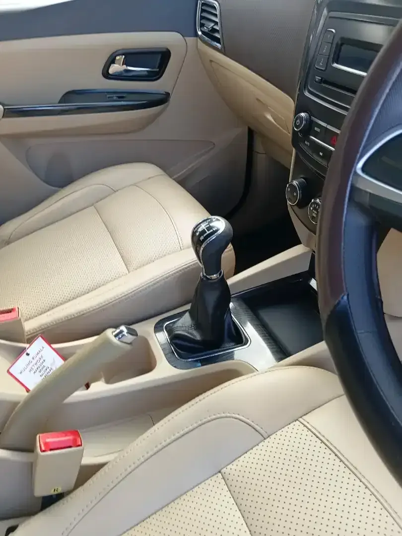 Wuling Confero S Luxury Manual 2019 - Image 10 of 10
