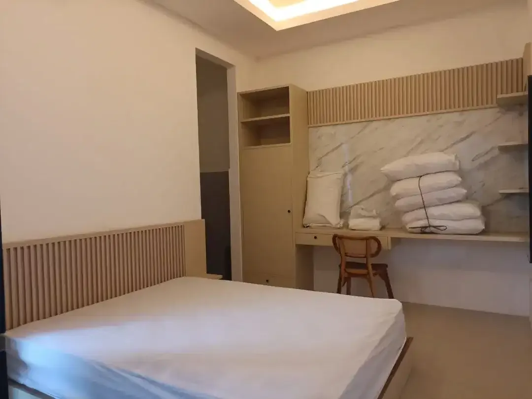 Kost Kosan Elite Full Furnish Di Penamparan Padangsambian Dkt Mitra 10 Gatsu Barat Cargo - Image 9 of 10