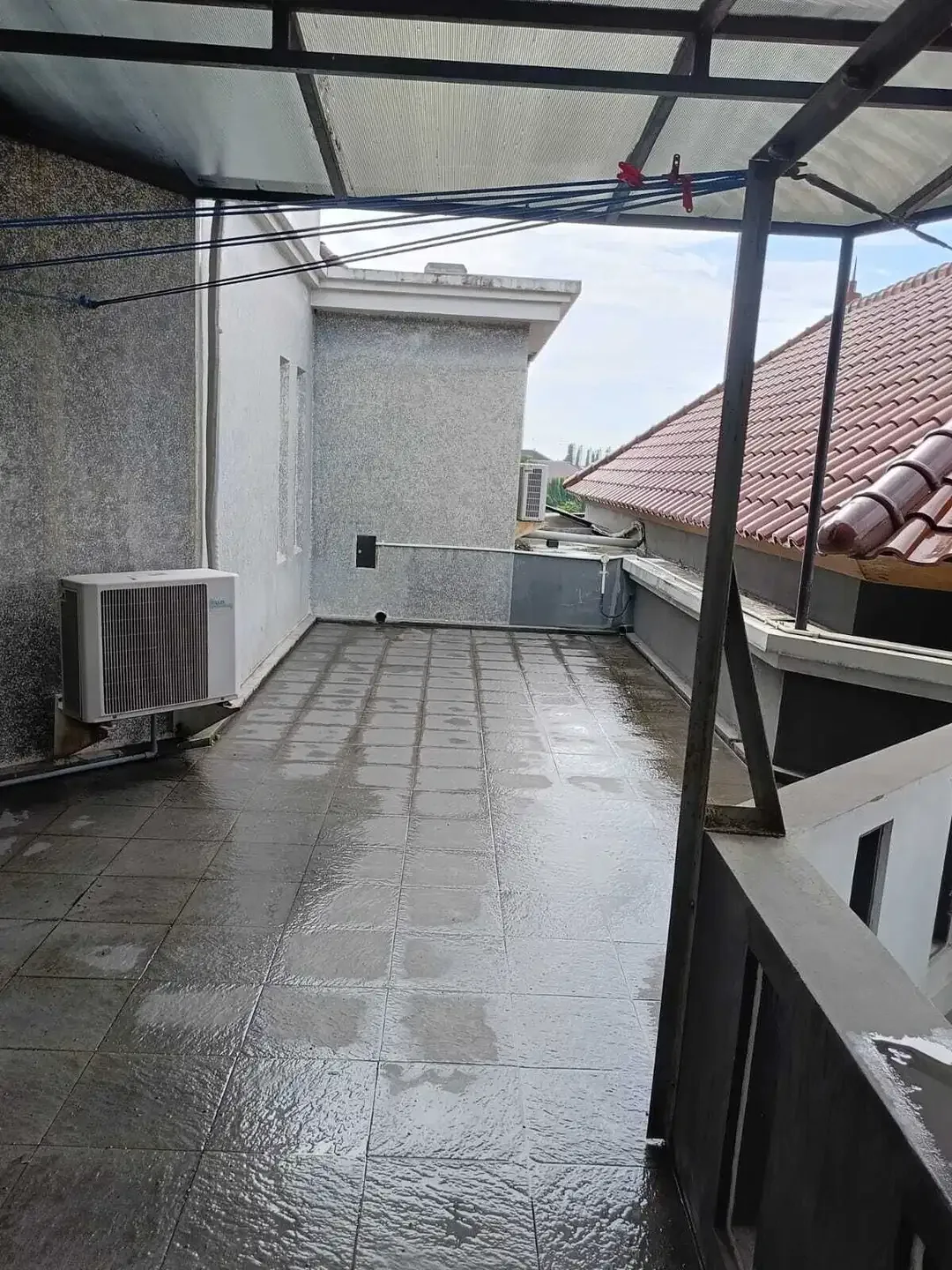FOR SALE RUMAH MEWAH 4BR KONTRUKSI BAGUS STARTEGIS DI DENPASAR - Image 3 of 10