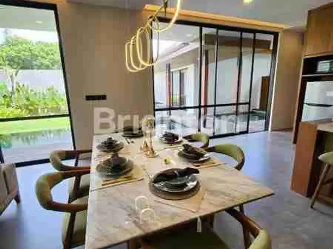 VILLA 3 BR di Lokasi Premium Jimbaran - Image 3 of 8