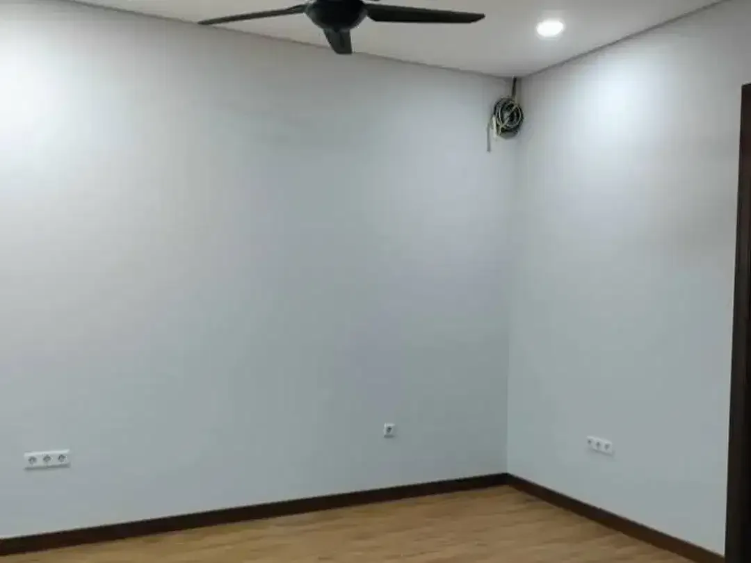 Di jual Rumah Semi Villa Lantai 2 Semi Furnished - Image 10 of 10