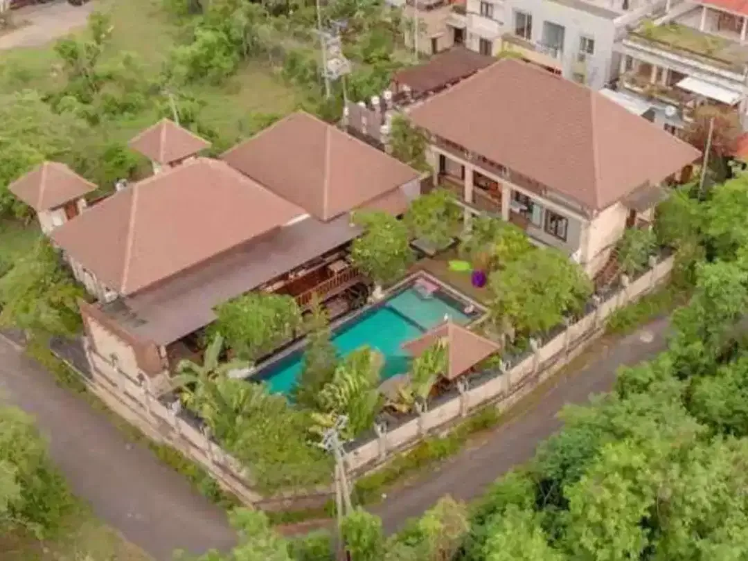 Estate/ Cottage Benoa Mumbul Nusa Dua Bali - Image 3 of 10