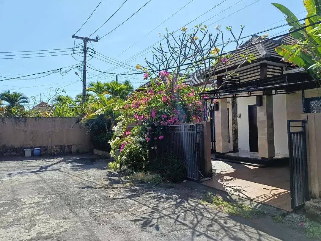 Rumah TERMURAH di Royal Garden, One Gate, Security 24 Jam, Ada Club House, Kids Friendly! - Image 10 of 10