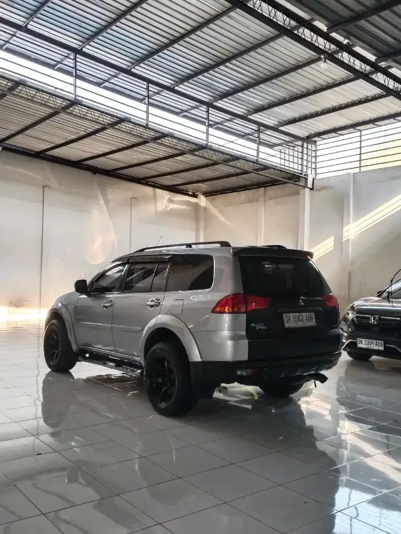 PAJERO SPORT DAKAR SUPER ISTIMEWA FULL VARIASI GANTENG - Image 4 of 9