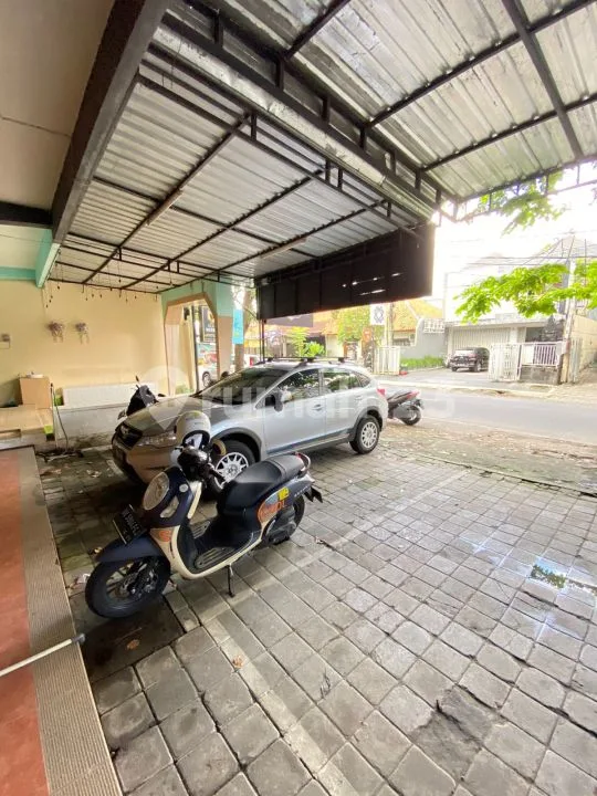 Dijual Ruko 3 Lantai Dengan Lokasi Sangat Strategis - Image 3 of 4