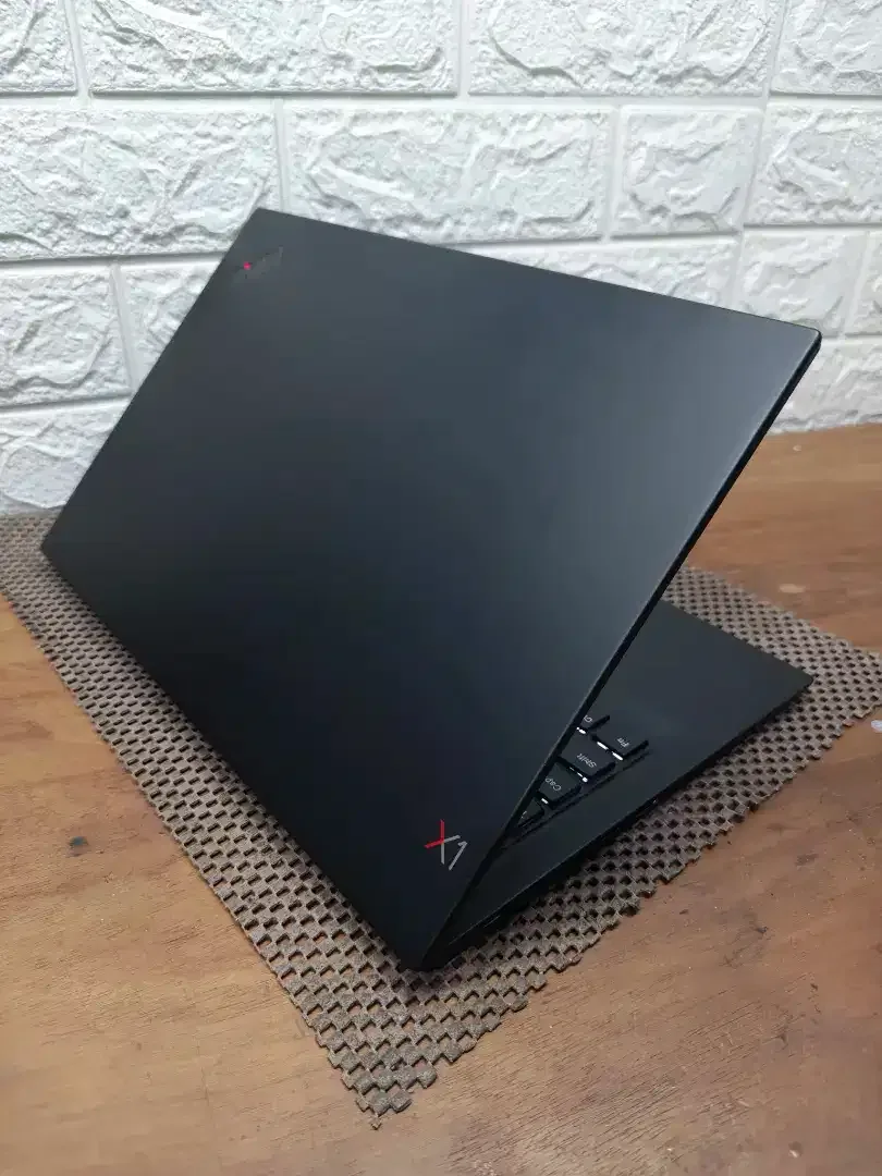 Lenovo Thinkpad X1 Carbon intel Core i7 Gen-8 (16/512gb) Mulus SLIM - Image 2 of 4