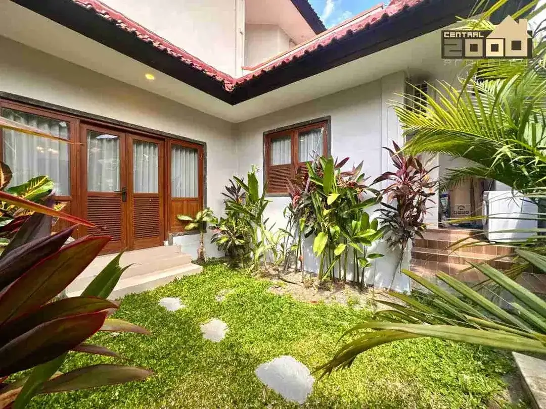Dijual Rumah Dengan Kolam Lokasi Premium Umalas Bali - Image 10 of 10
