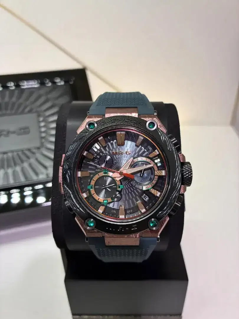 CASIO G-SHOCK - MRG- LIMITED EDITION 
YEAR 2025

MRG Dark Blue-Green - Image 4 of 4