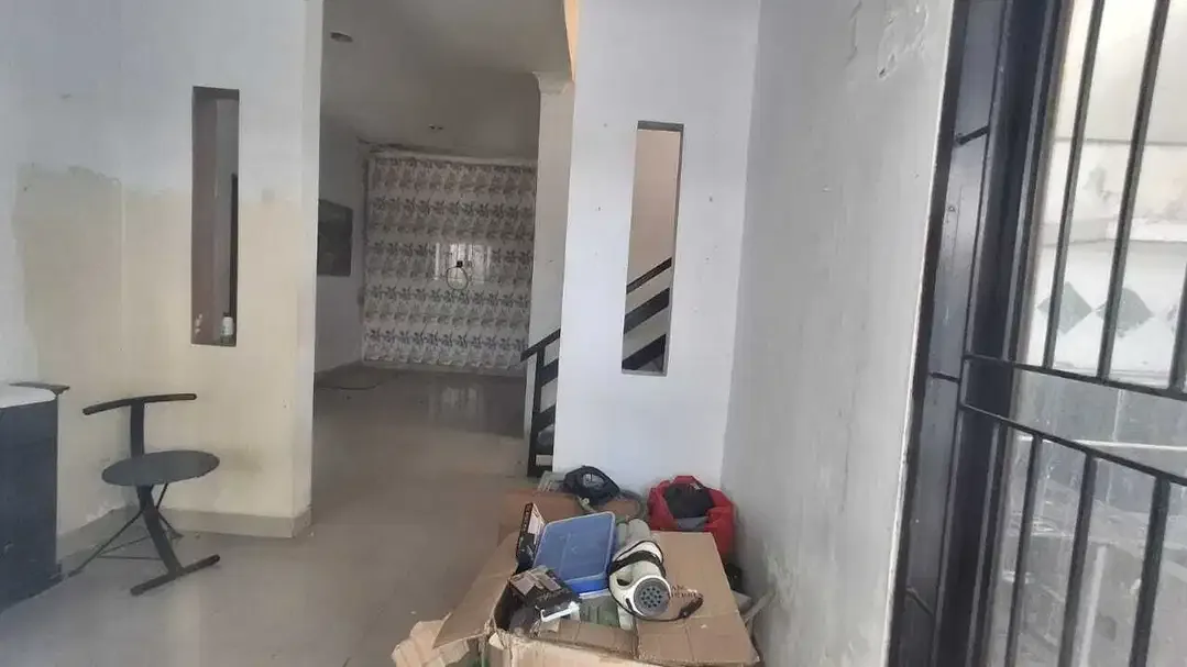 Rumah Tinggal 2 Lantai di area Diponegoro Pedungan - Image 2 of 6