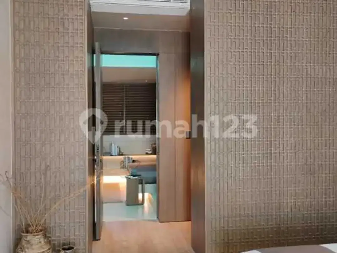 Dijual Villa Mewah 2 Kamar Fully Furnished Dekat Pantai Canggu Bali - Image 7 of 10