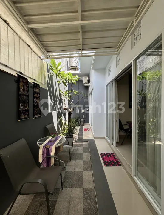 Disewakan Tahunan, Rumah Minimalis Nyaman Siap untuk Dihuni, Lokasi Jalan Raya Penarungan - Image 4 of 4