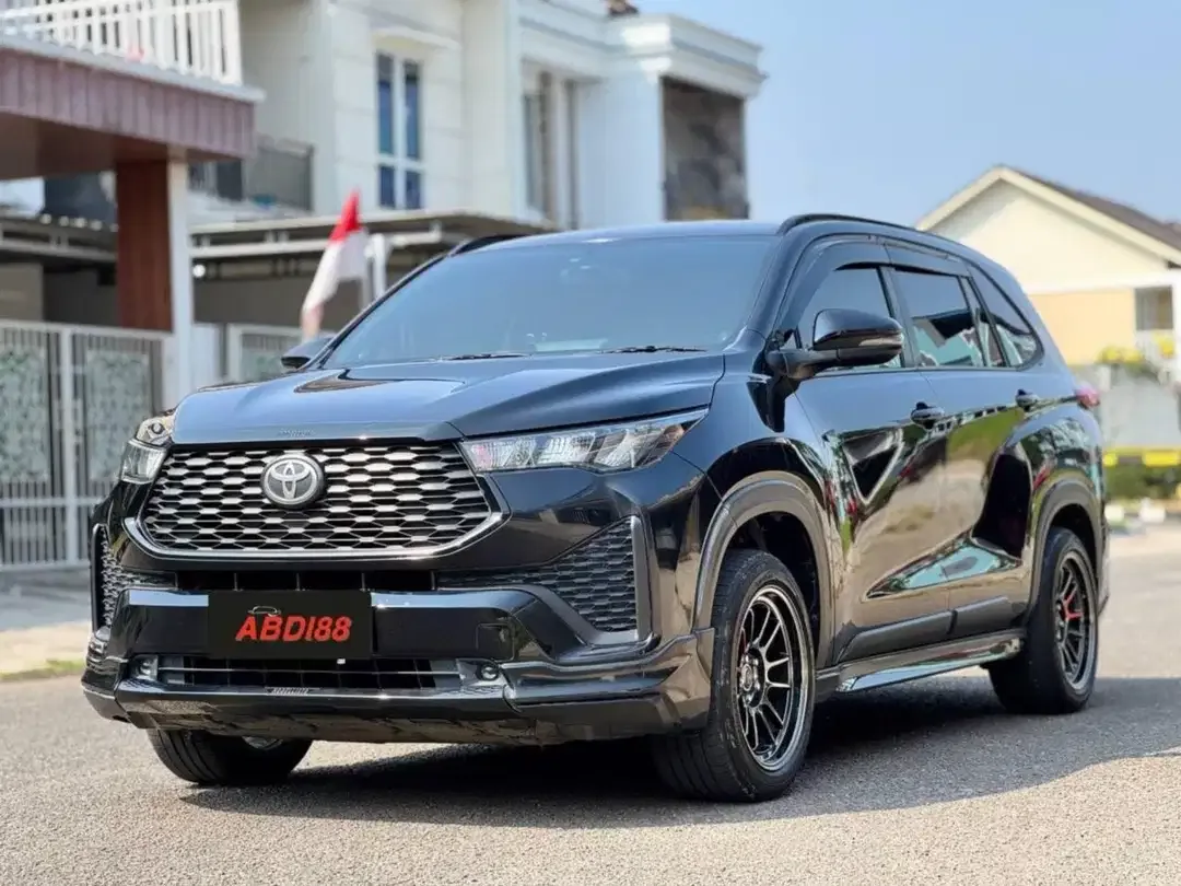 Toyota Kijang Innova Zenix 2.0 G AT Upgrade Modellista 2024/2025 - Image 5 of 10