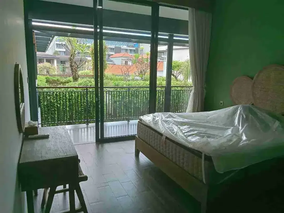 Vila Mewah Tropis Baru di Kawasan Premium Umalas Badung - Image 5 of 10