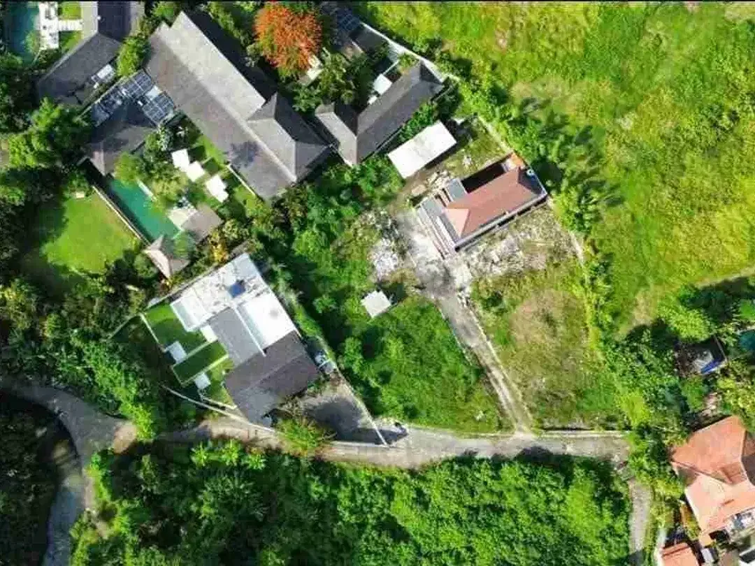 Buc Tanah 2130M2 Bonus 1 Villa Baru Dkt Pantai Canggu Pererenan Jl5mtr - Image 8 of 9