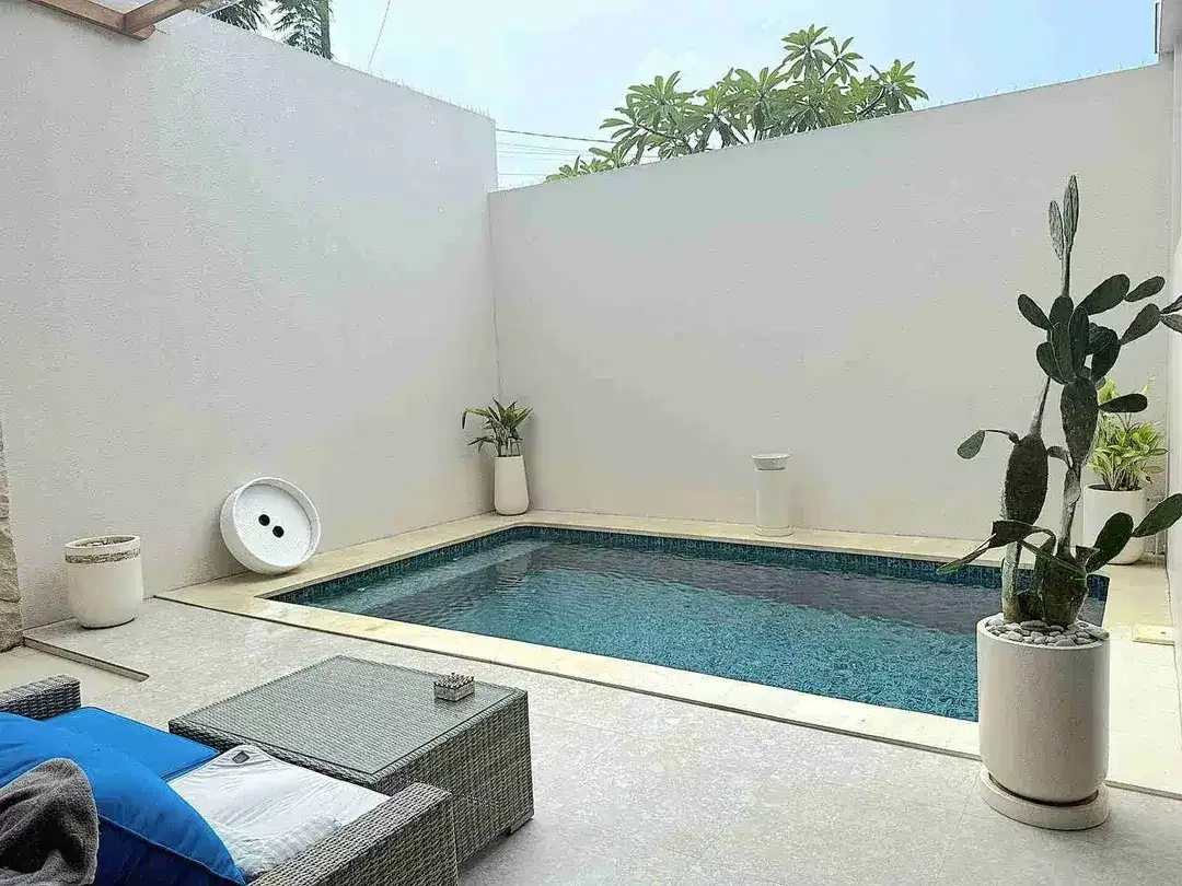 Villa Cantik strategis Mediteranian Taman Mumbul Jimbaran Bali - Image 2 of 10