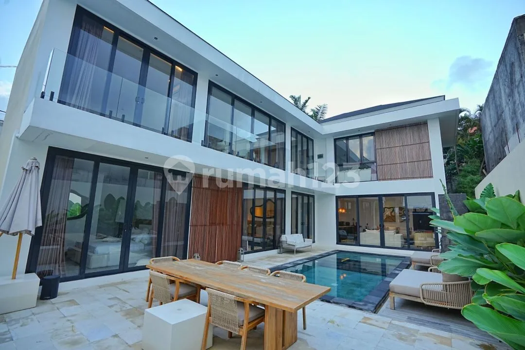 Villa Mewah Leashold Lokasi di Umalass Strategis ,Nyaman ,Tenang - Image 2 of 4
